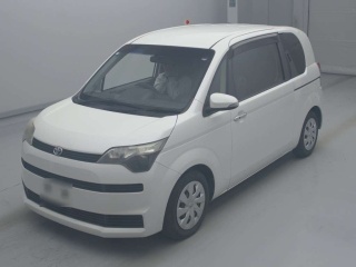 TOYOTA SPADE 2013