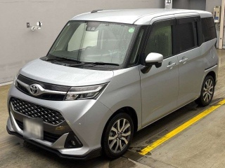 TOYOTA TANK 2019