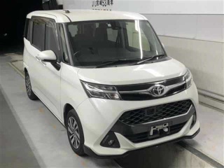 TOYOTA TANK 2018