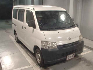 TOYOTA TOWN ACE VAN 2017