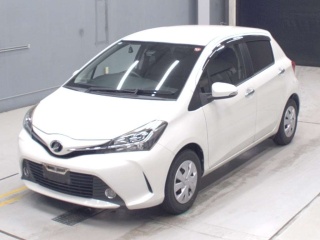 TOYOTA VITZ 2016