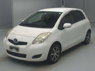TOYOTA VITZ 2009