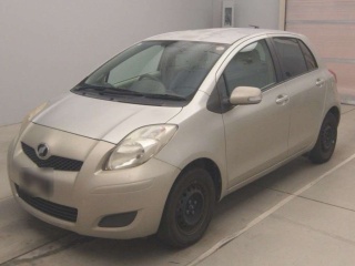 TOYOTA VITZ 2009