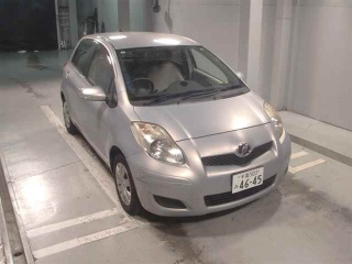 TOYOTA VITZ 2009