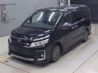 TOYOTA VOXY 2015