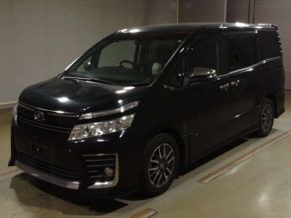 TOYOTA VOXY 2015