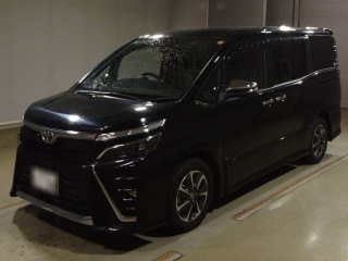 TOYOTA VOXY 2020