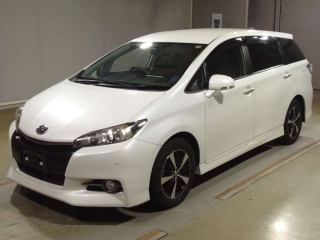 TOYOTA WISH 2015