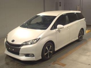 TOYOTA WISH 2015