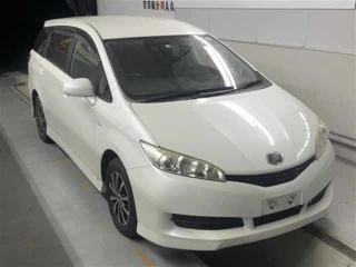 TOYOTA WISH 2010