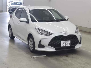 TOYOTA YARIS 2024