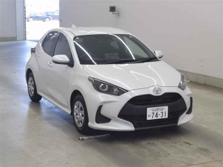TOYOTA YARIS 2024