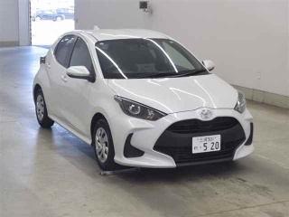 TOYOTA YARIS 2024