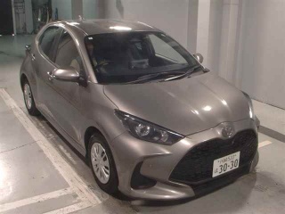 TOYOTA YARIS 2024
