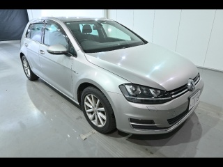 VOLKSWAGEN GOLF 2015