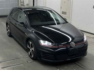 VOLKSWAGEN GOLF 2014