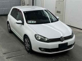VOLKSWAGEN GOLF 2010