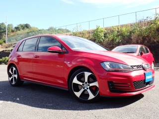 VOLKSWAGEN GOLF 2014