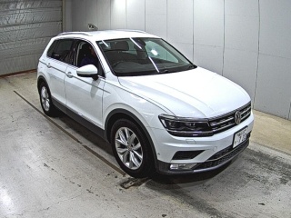 VOLKSWAGEN TIGUAN 2017