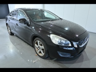 VOLVO S60 2012