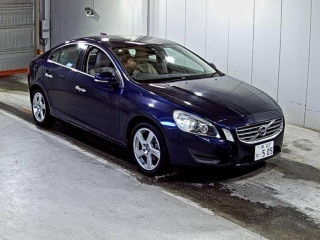 VOLVO S60 2011