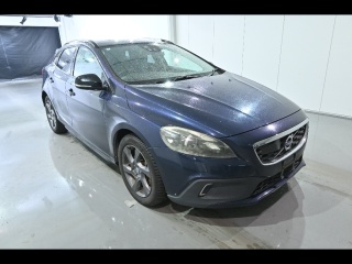 VOLVO V40 2013